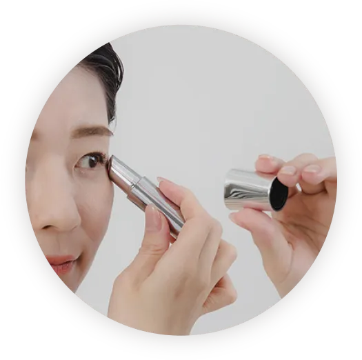 付属のキャップが鏡として使える！